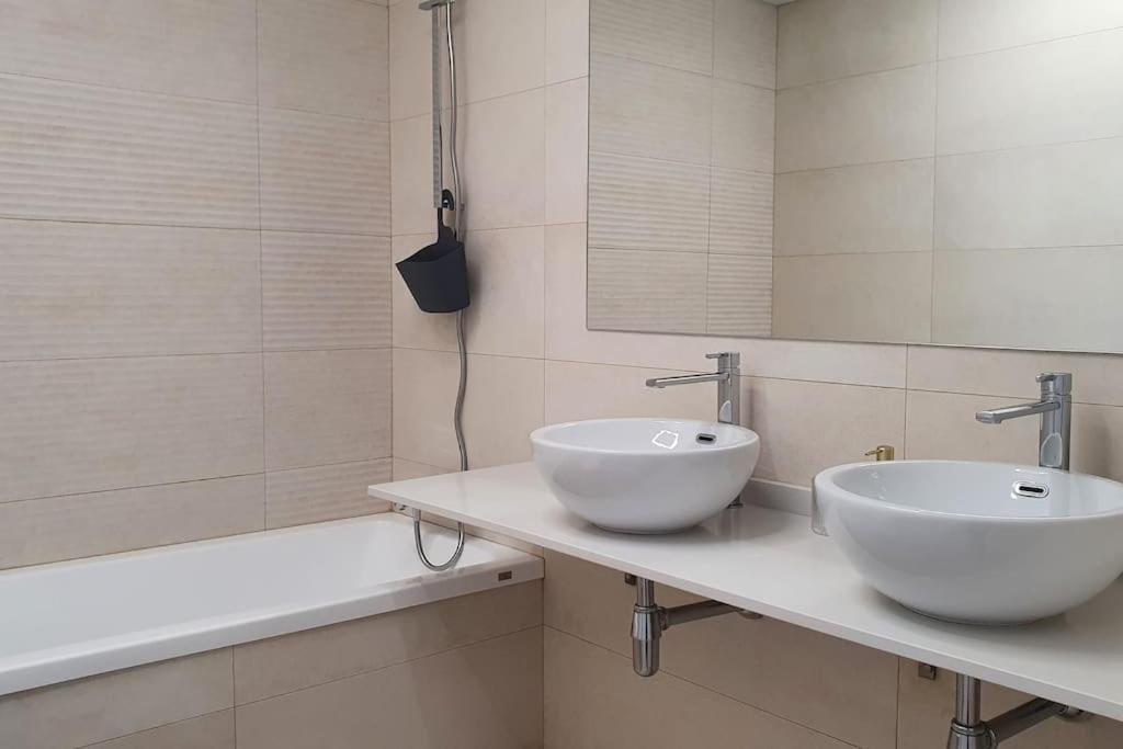 321 - Luxury Penthouse With Amazing Views Leilighet San Roque  Eksteriør bilde