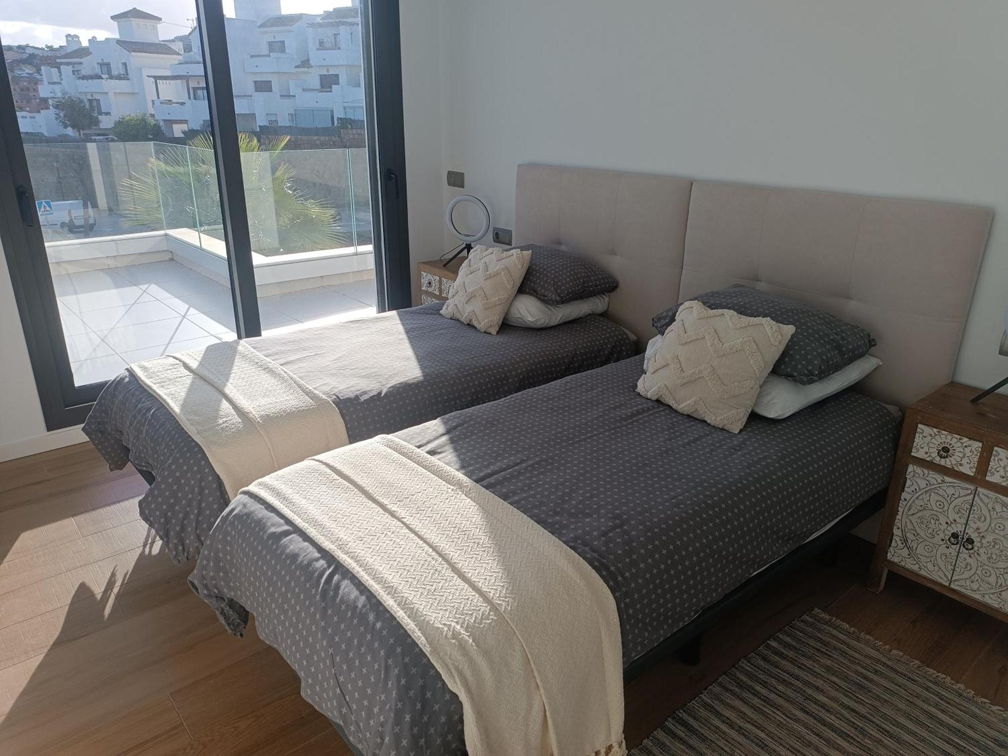 321 - Luxury Penthouse With Amazing Views Leilighet San Roque  Eksteriør bilde